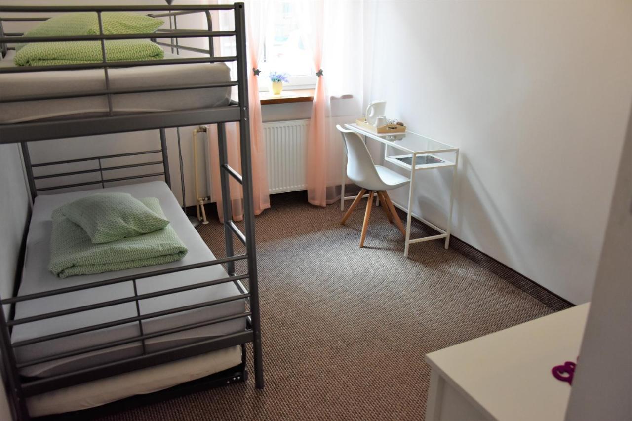 Hostel Coco Варшава Экстерьер фото