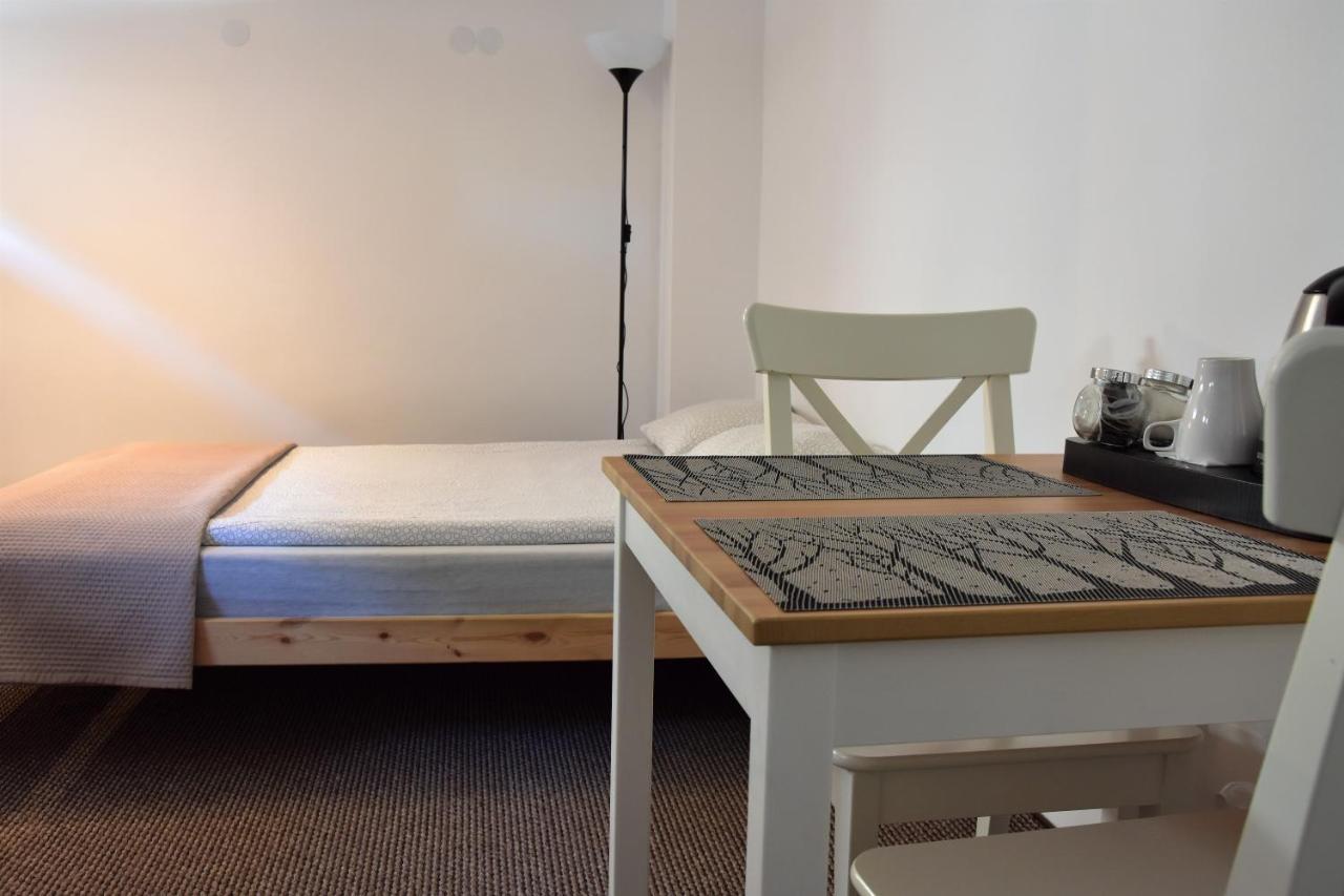 Hostel Coco Варшава Экстерьер фото